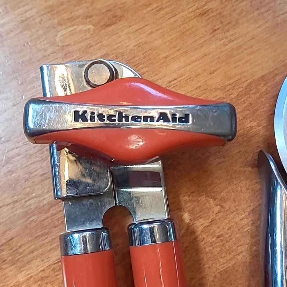 KitchenAid Orange Can Opener & Pizza Cutter with Walnut Handle Bundle! - Picture 4 of 5
